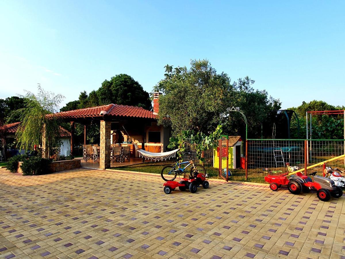 Katina'S House Apartment Vourvourou Ngoại thất bức ảnh