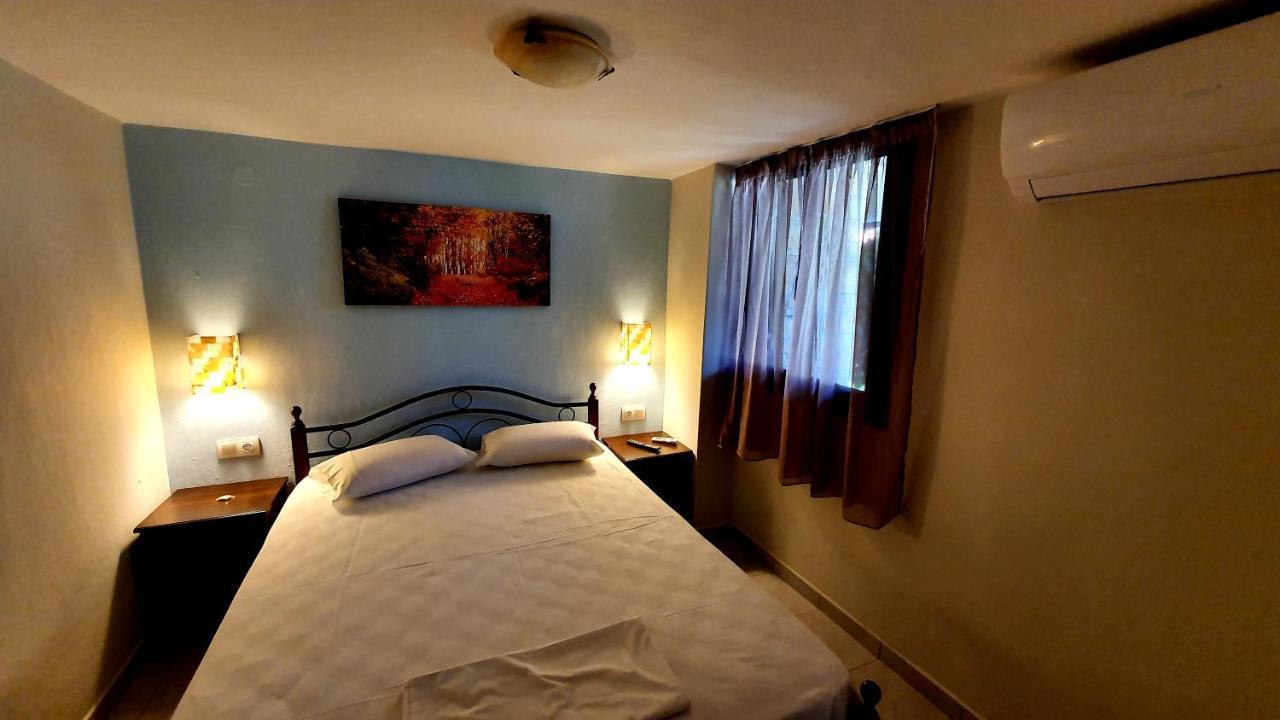 Katina'S House Apartment Vourvourou Ngoại thất bức ảnh