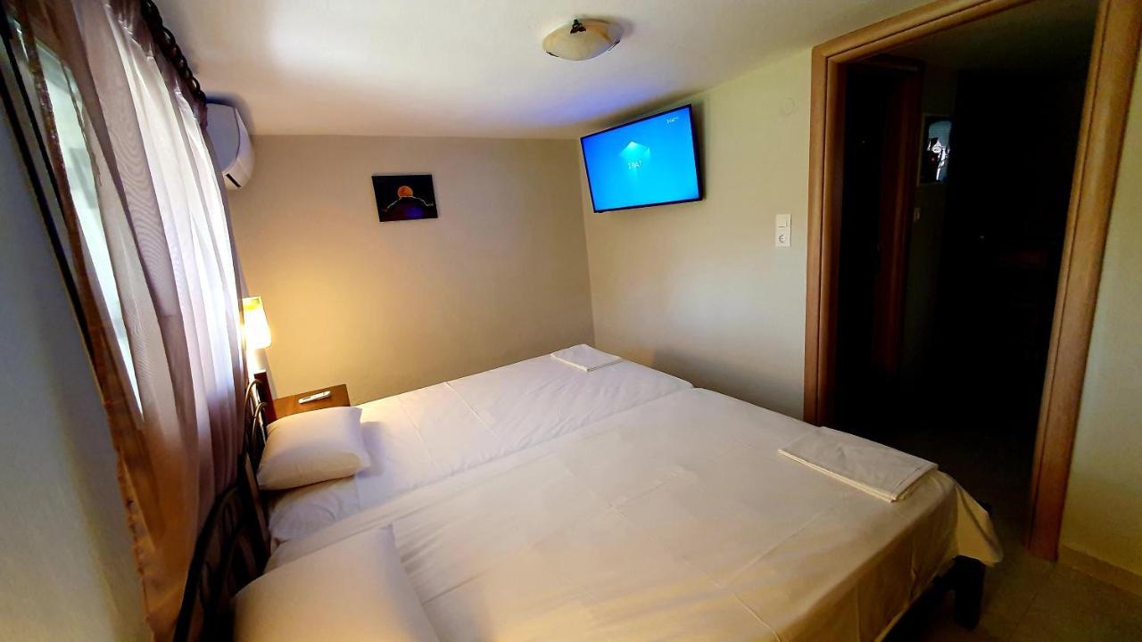 Katina'S House Apartment Vourvourou Ngoại thất bức ảnh