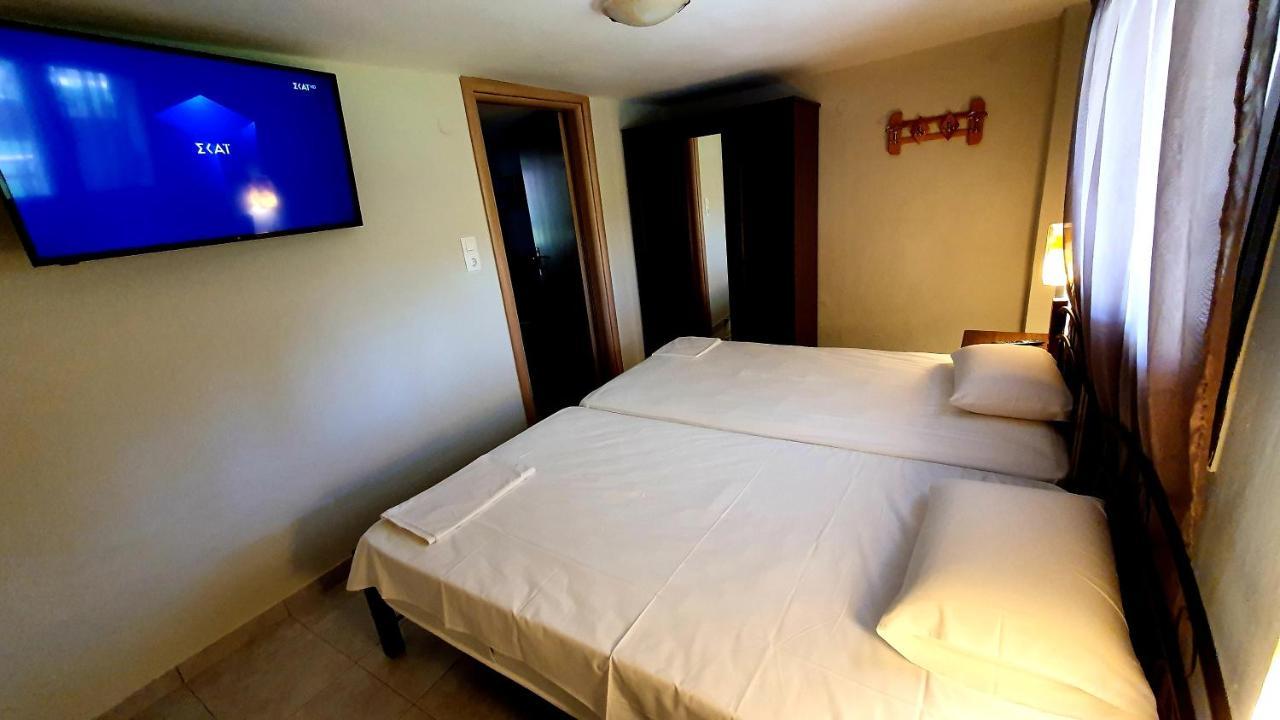 Katina'S House Apartment Vourvourou Ngoại thất bức ảnh