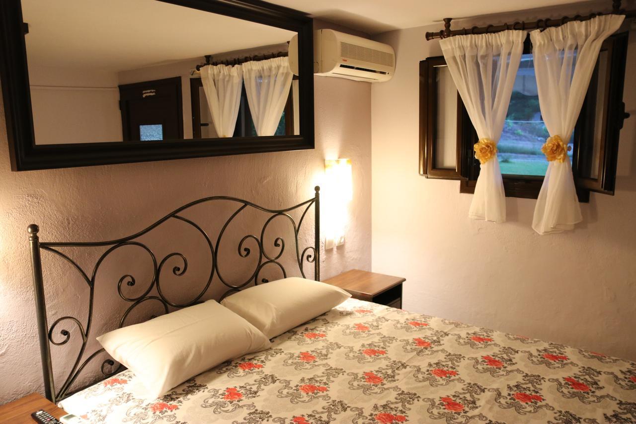 Katina'S House Apartment Vourvourou Ngoại thất bức ảnh